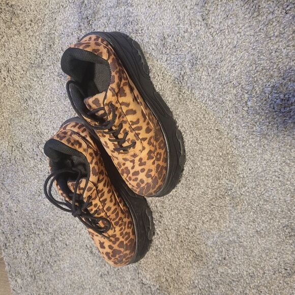 🌴Cheetah Print Stack Sneaker - Picture 1 of 2